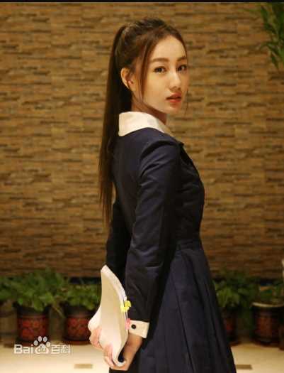 夏恩参加活动壁纸壁纸