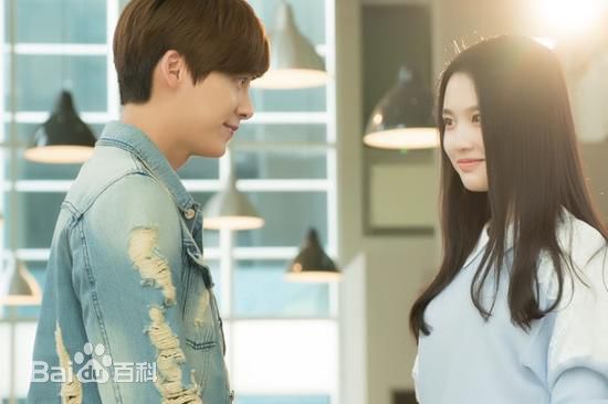 精选张慧雯(Zhang Huiwen)在《栀子花开》饰演言蹊中的图册