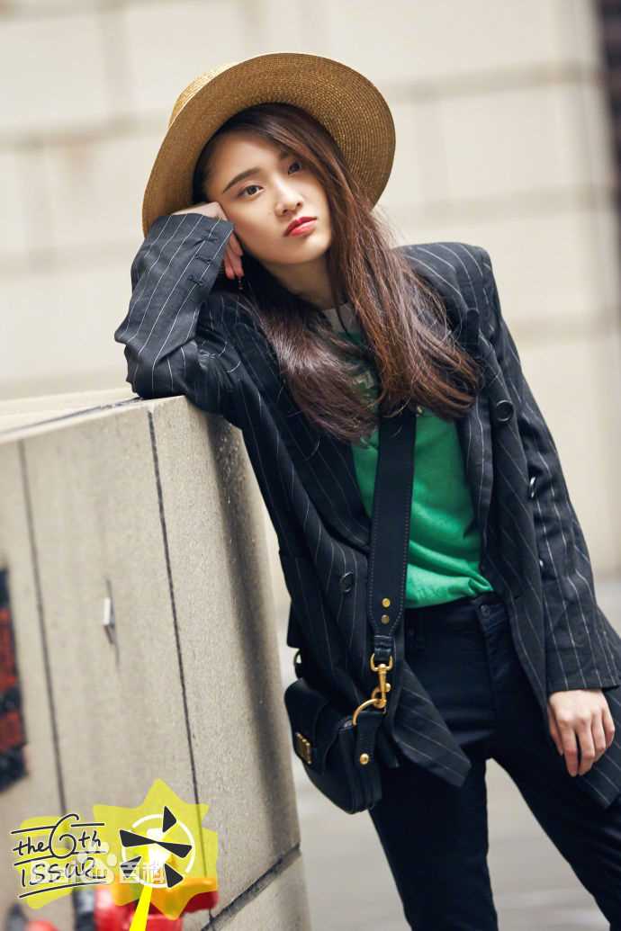 精选张慧雯(Zhang Huiwen)在《Fire Bible有范儿》中的图册