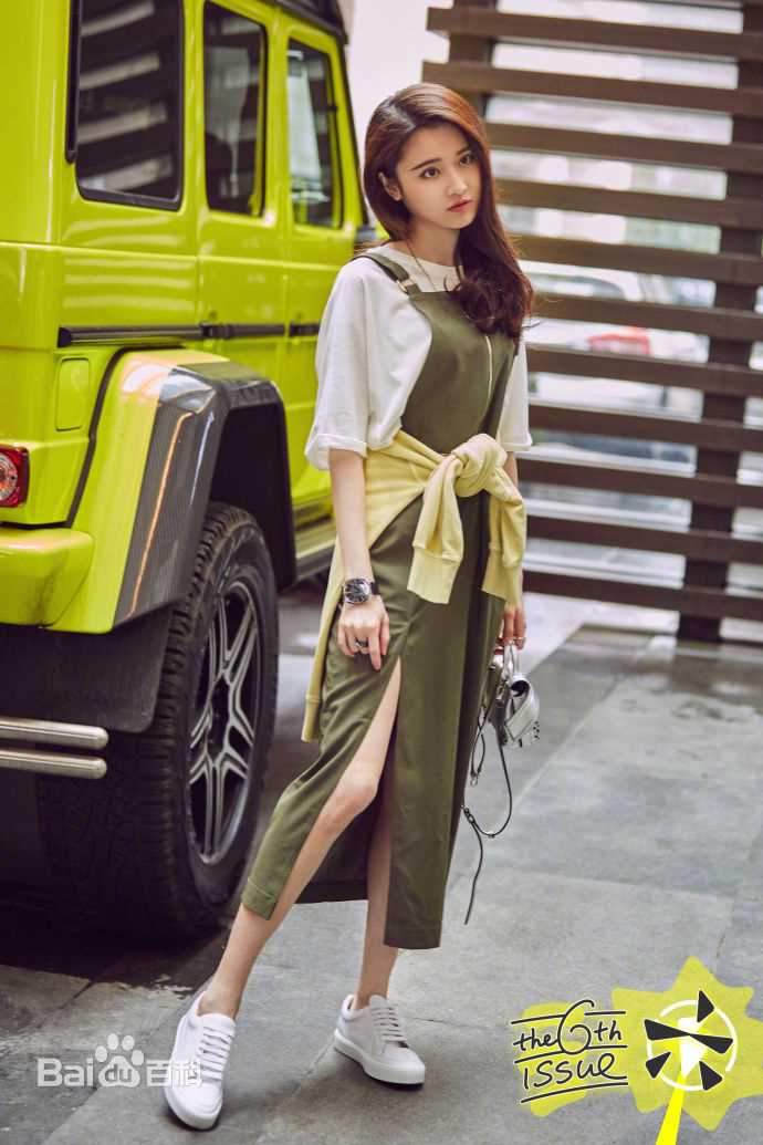 精选张慧雯(Zhang Huiwen)在《Fire Bible有范儿》中的图册