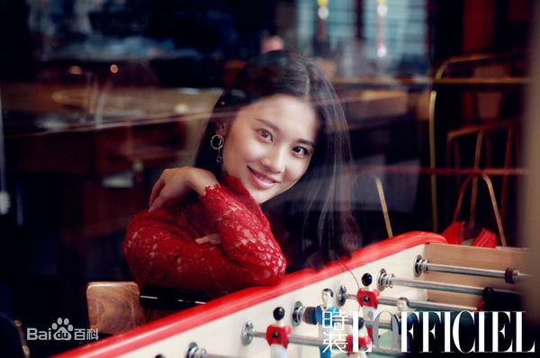 张慧雯(Zhang Huiwen)巴黎街拍图片图集