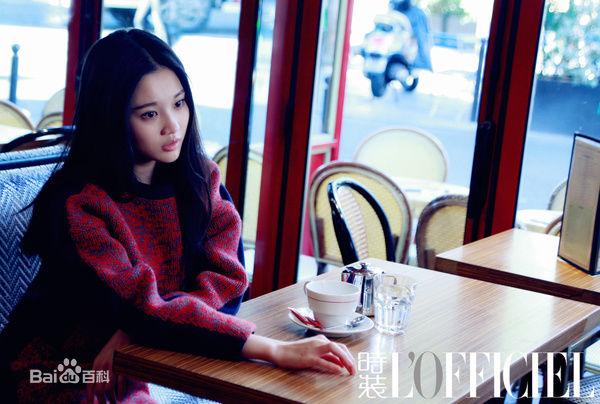 张慧雯(Zhang Huiwen)巴黎街拍图片图集