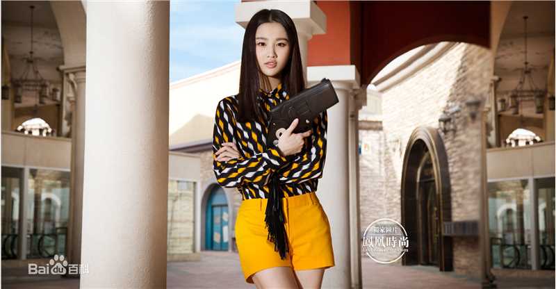 张慧雯(Zhang Huiwen)时尚街拍前后照片