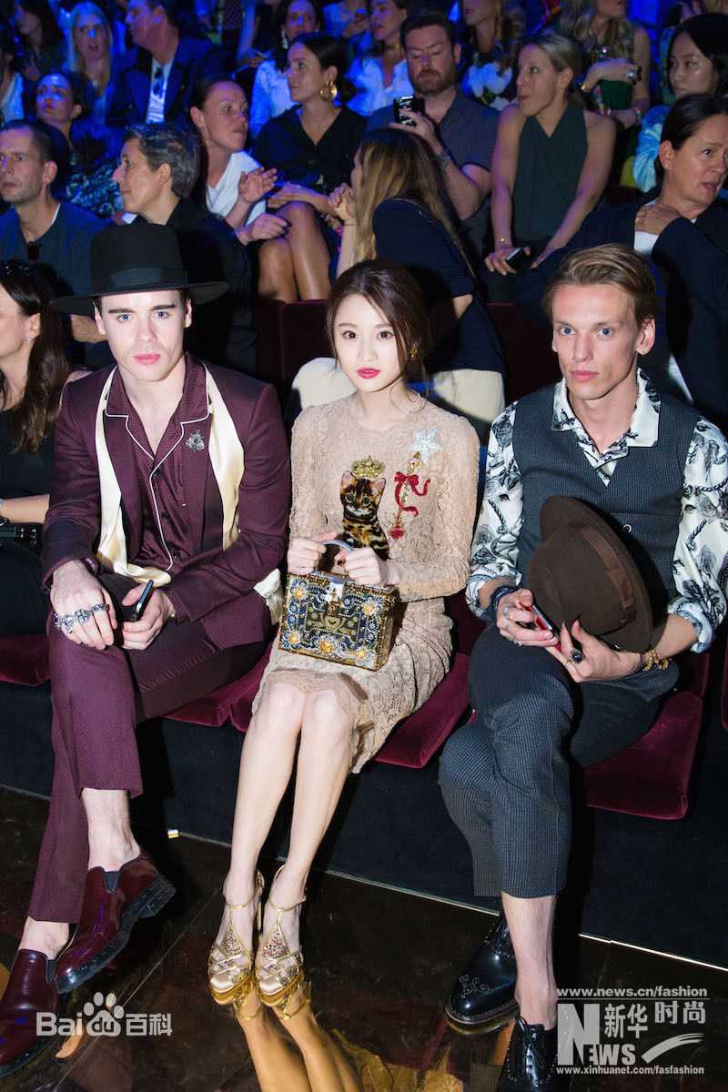 张慧雯(Zhang Huiwen)米兰时装周生活照相册