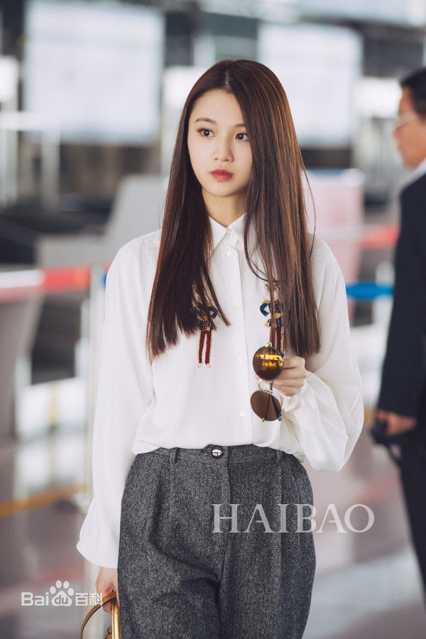 张慧雯(Zhang Huiwen)米兰时装周生活照相册