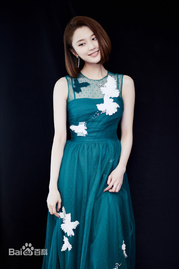 张慧雯(Zhang Huiwen)出席活动性感图片壁纸