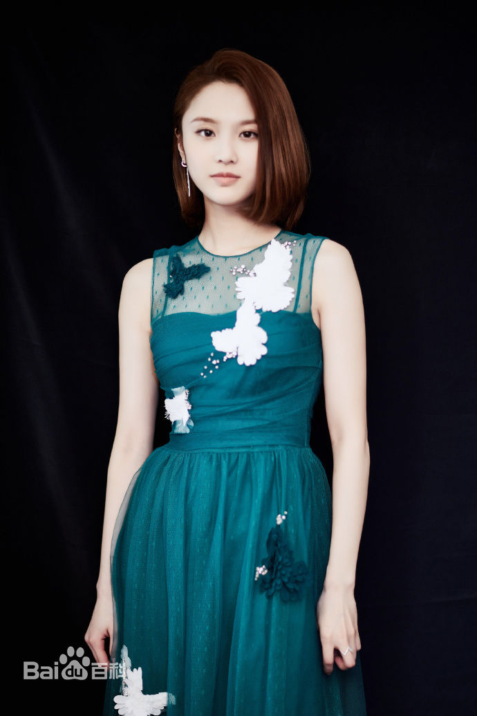 张慧雯(Zhang Huiwen)出席活动性感图片壁纸