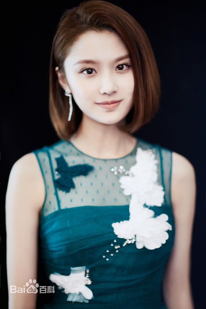 张慧雯(Zhang Huiwen)出席活动性感图片壁纸