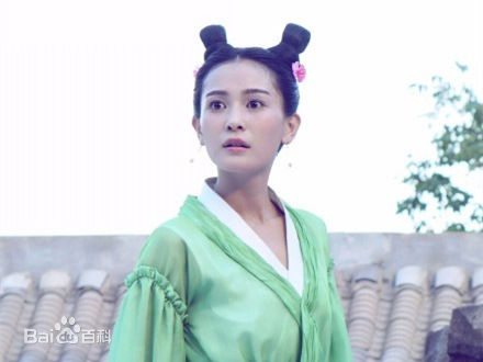 精选海铃(Karina)在《太子妃升职记》绿篱中的图册