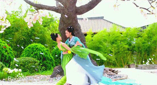 精选海铃(Karina)在《太子妃升职记》绿篱中的图册