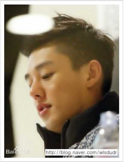 刘亚仁(Yoo Ah In、ユアイン)可爱亚仁性感图片图集