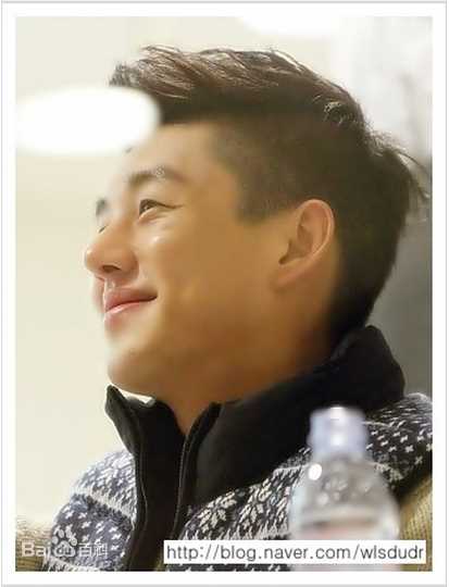 刘亚仁(Yoo Ah In、ユアイン)可爱亚仁性感图片图集