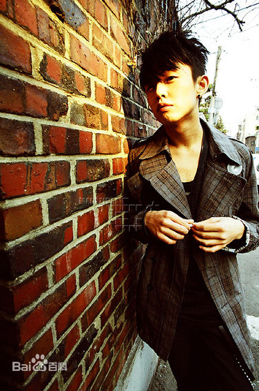 刘亚仁(Yoo Ah In、ユアイン)可爱亚仁性感图片图集