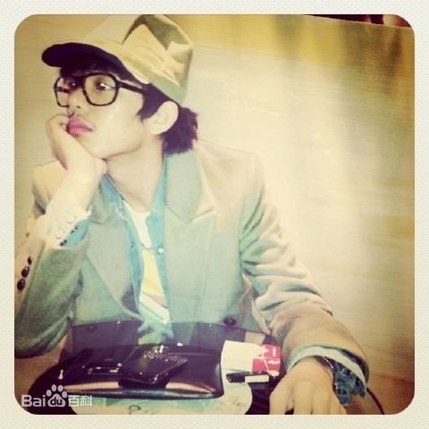 最新刘亚仁(Yoo Ah In、ユアイン)精彩图册