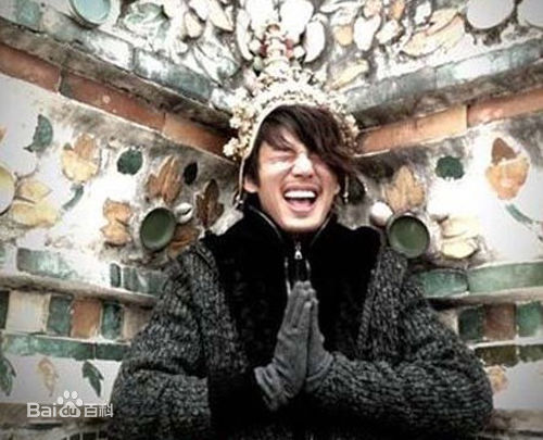 最新刘亚仁(Yoo Ah In、ユアイン)精彩图册