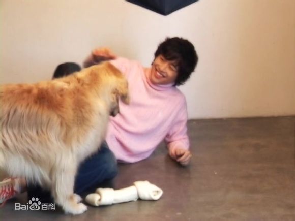 金载沅(,Kim Jae-Won,キム ジェウォン)笑容素颜照相册