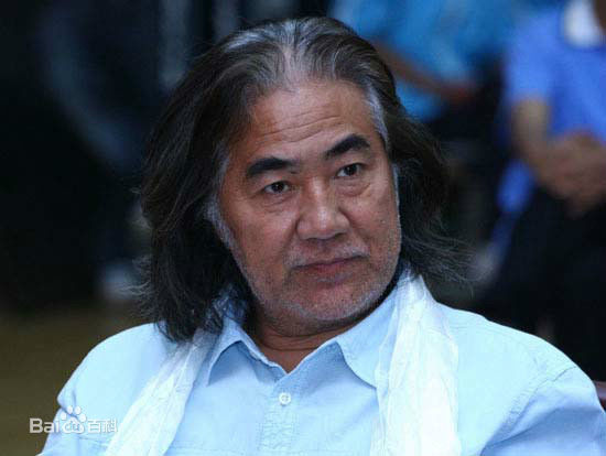 张纪中前后照片