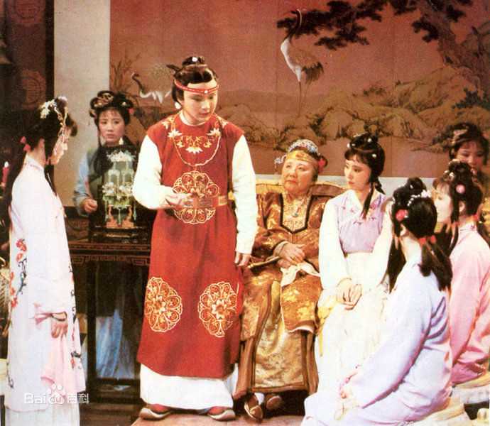 最全王扶林(Wang Fulin)在与《红楼梦》剧组中的壁纸