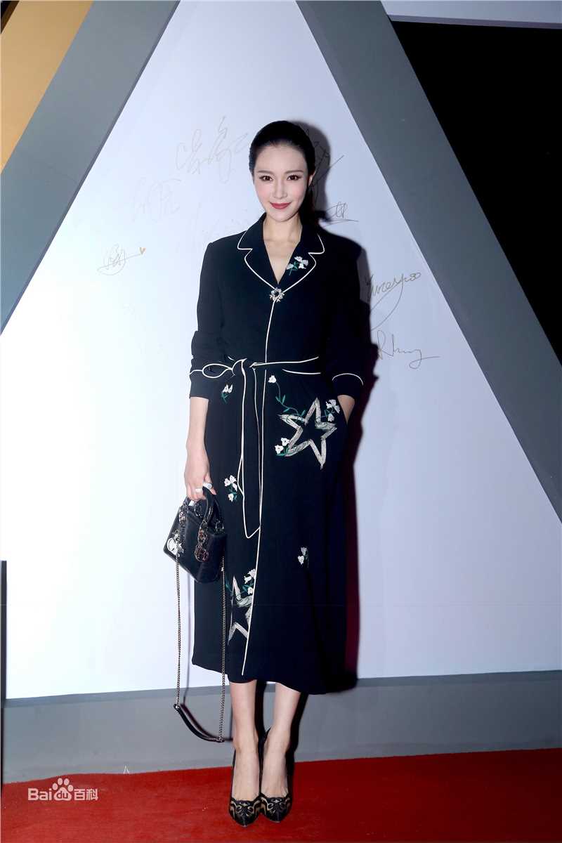 胡然时尚活动性感图片图集