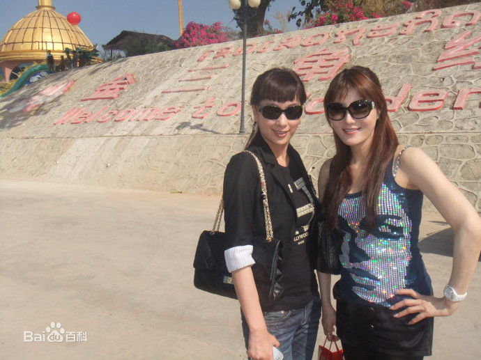 杨丽菁(Cynthia Khan)2010年生活照相册