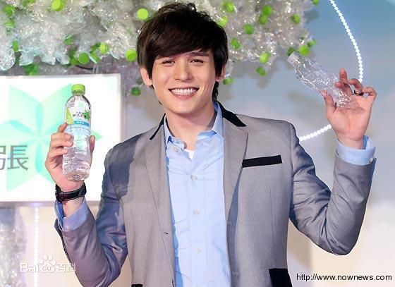 倪安东(Anthony Neely)广告代言照壁纸壁纸