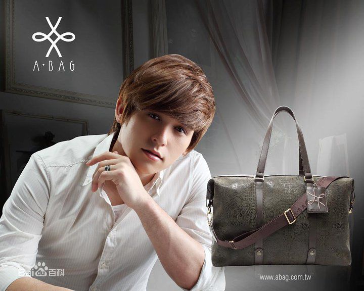 倪安东(Anthony Neely)广告代言照壁纸壁纸