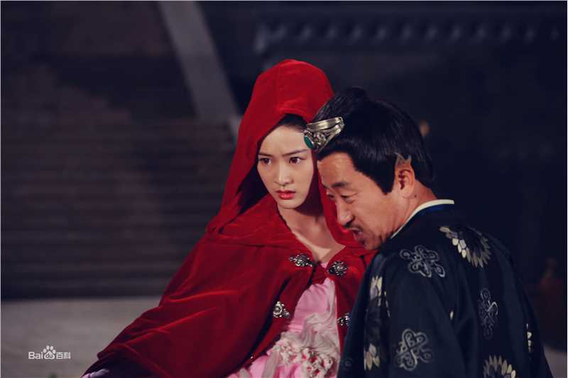 张雪迎(Sophie)在《青丘狐传说》饰翁红亭中的