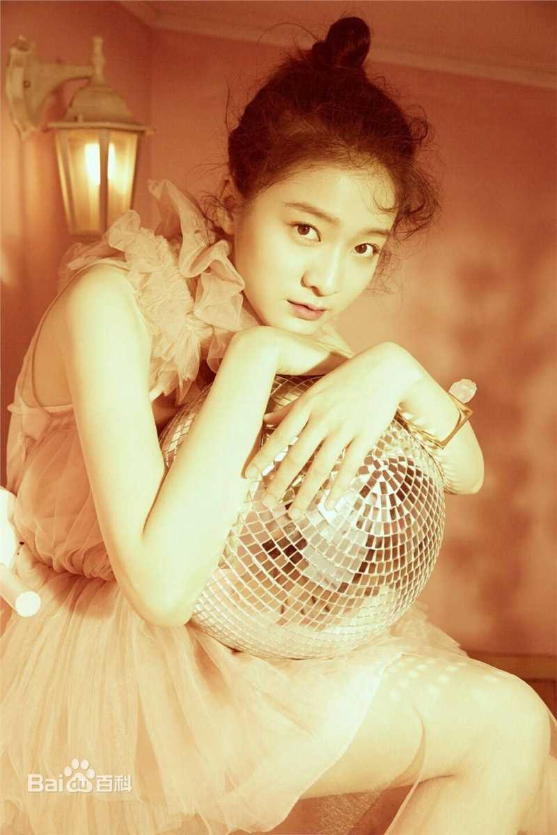 张雪迎(Sophie)时尚优咖素颜照相册