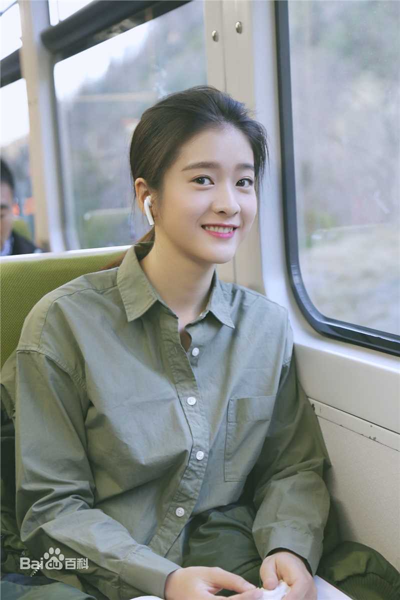 张雪迎(Sophie)日常街拍图片图集