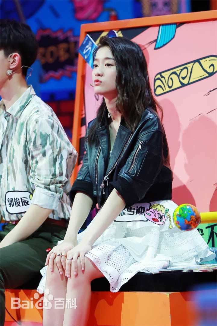 张雪迎(Sophie)大学生来了前后照片