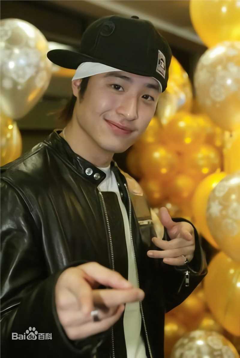 潘玮柏(Wilber Pan)早期照片生活照