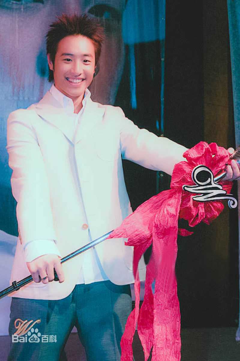 潘玮柏(Wilber Pan)早期照片生活照