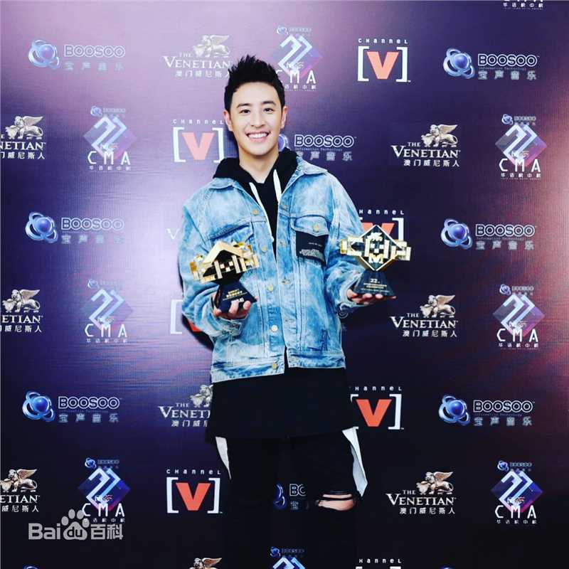 潘玮柏(Wilber Pan)生活照图册