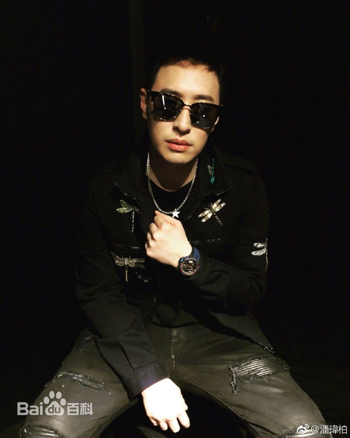 潘玮柏(Wilber Pan)最新杂志图壁纸