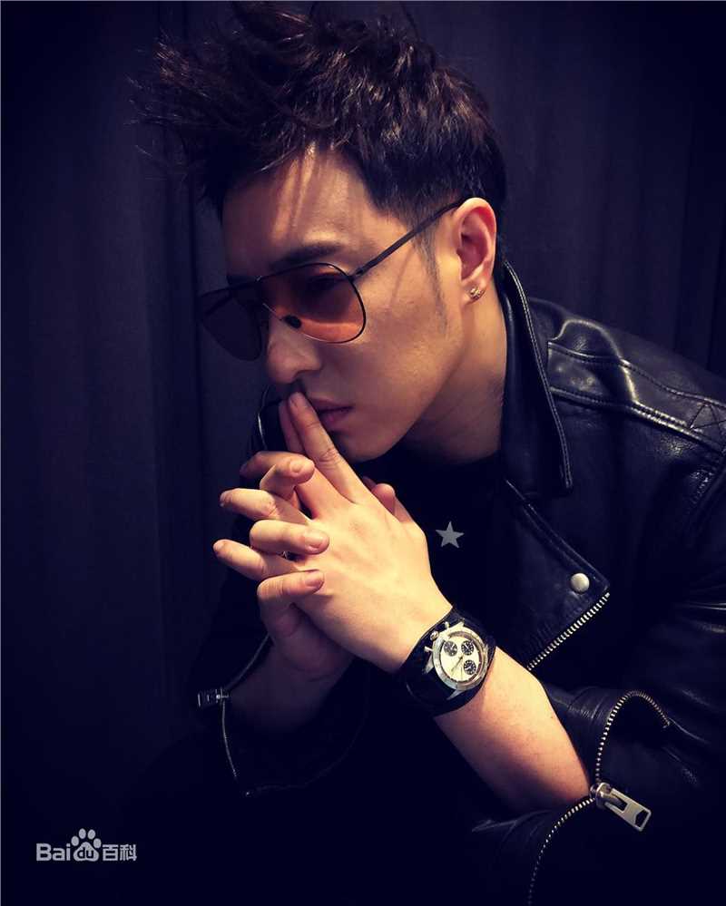 潘玮柏(Wilber Pan)最新杂志图壁纸