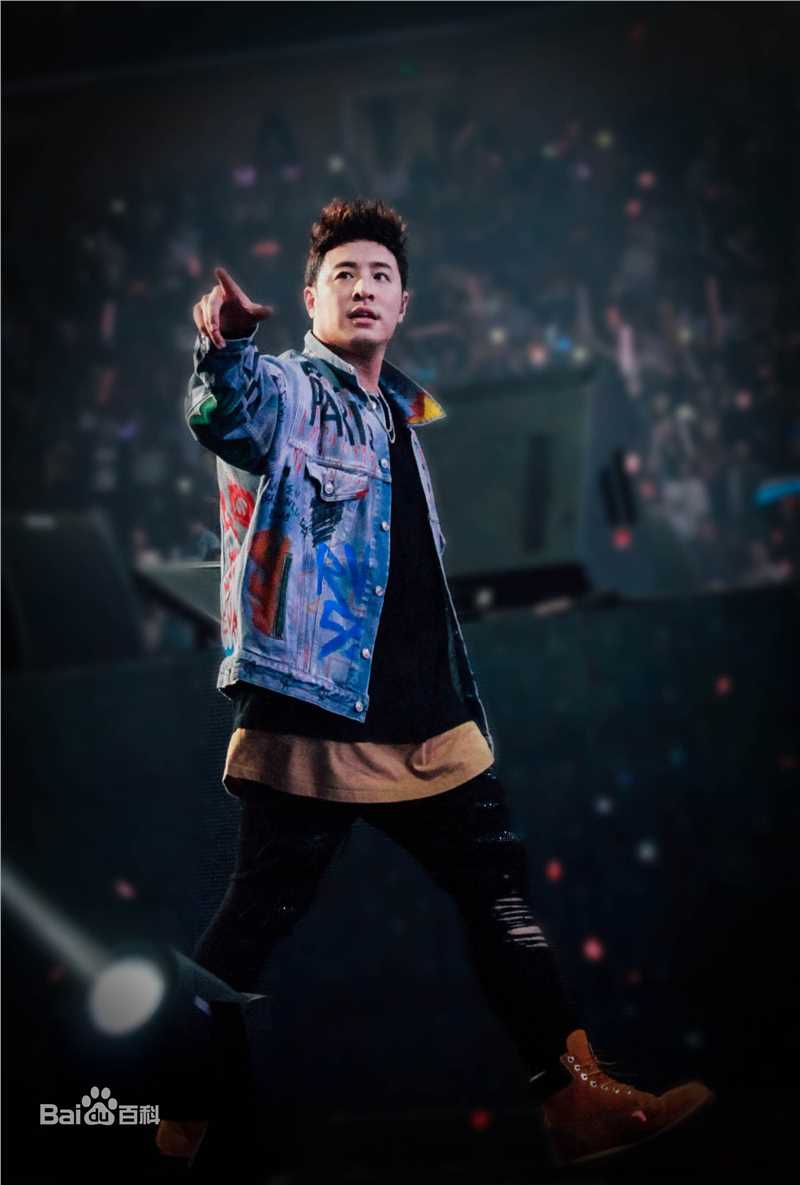 潘玮柏(Wilber Pan)演唱会性感图片壁纸