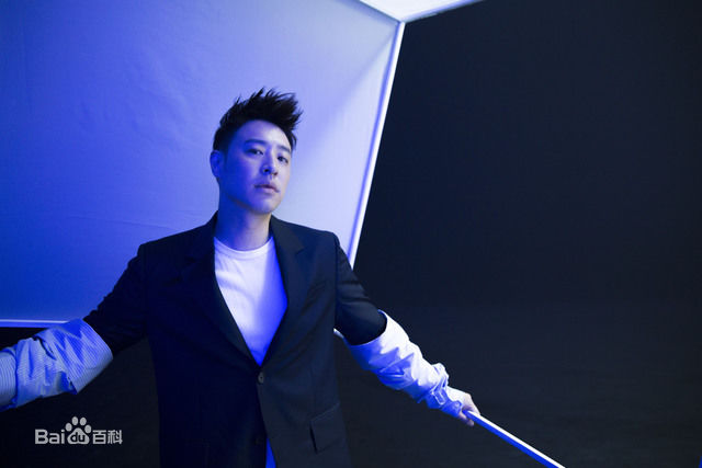 潘玮柏(Wilber Pan)宣传照壁纸壁纸