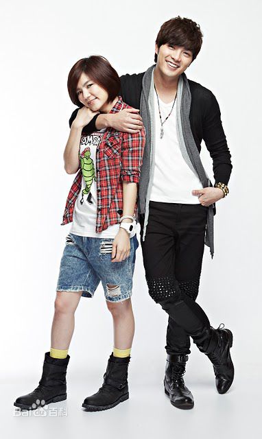 贺军翔(Mike He)关于女孩坏坏的图片壁纸壁纸