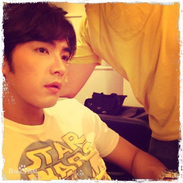 最全贺军翔(Mike He)素颜照