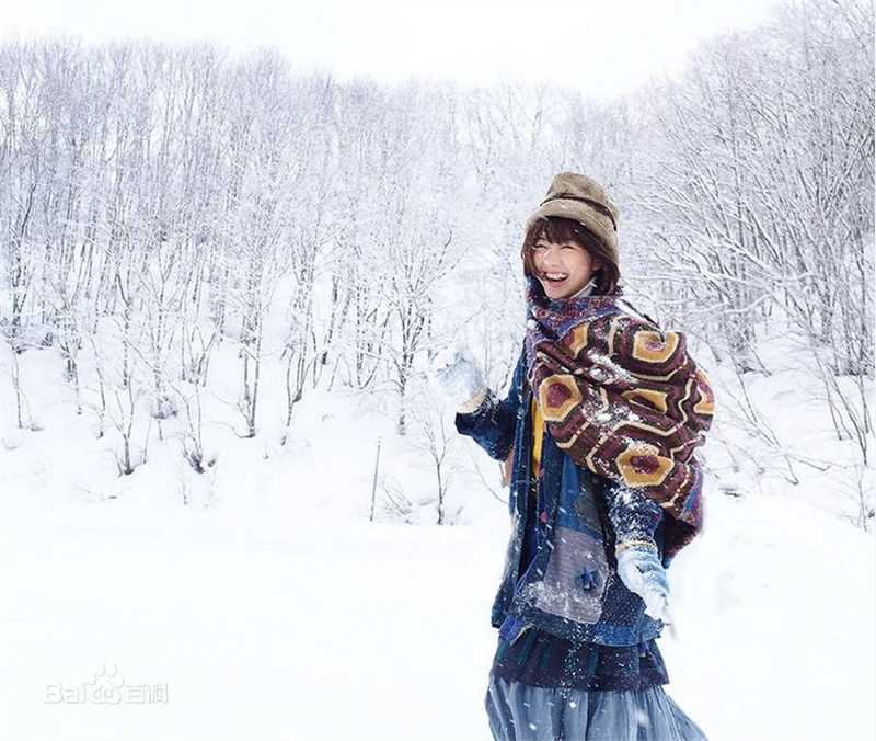 颜卓灵(Cherry Ngan)演艺经历素颜照相册