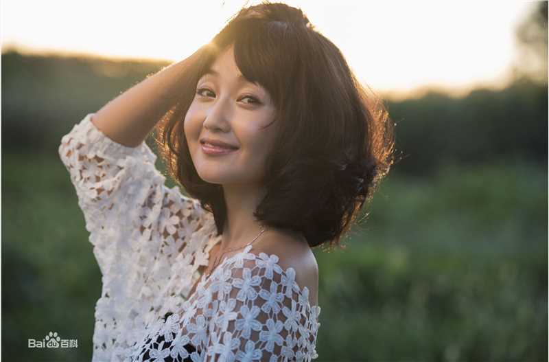 最新尹馨梓(yǐn xīn zǐ)性感图片