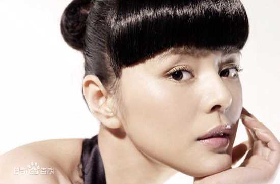 最新罗珊珊性感图片