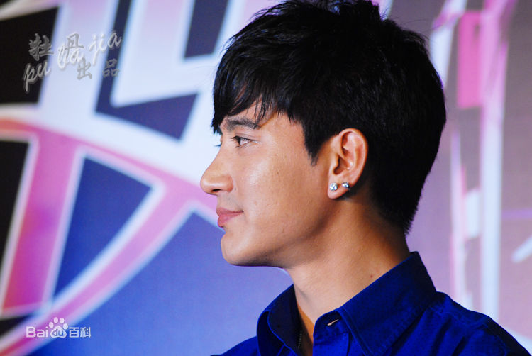 蒲巴甲(Purba Rgyal)2009.2.21日 美丽A计划全民演唱汇素颜照相册