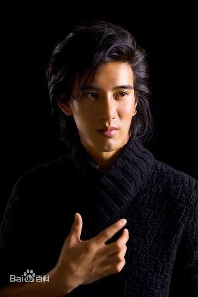 蒲巴甲(Purba Rgyal)生活照