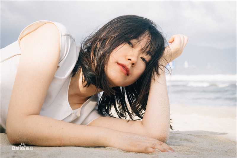 黄璐-街拍性感图片图集