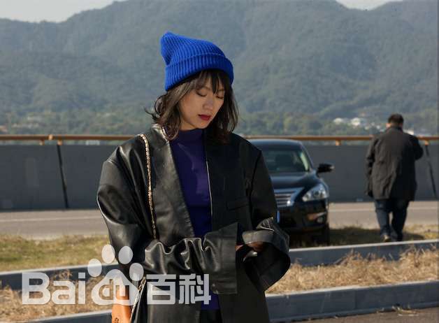 黄璐-街拍性感图片图集