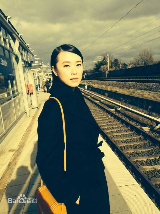 黄璐-街拍性感图片图集