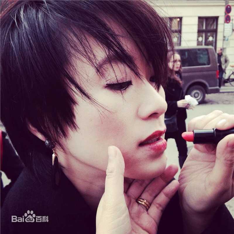 黄璐-街拍性感图片图集