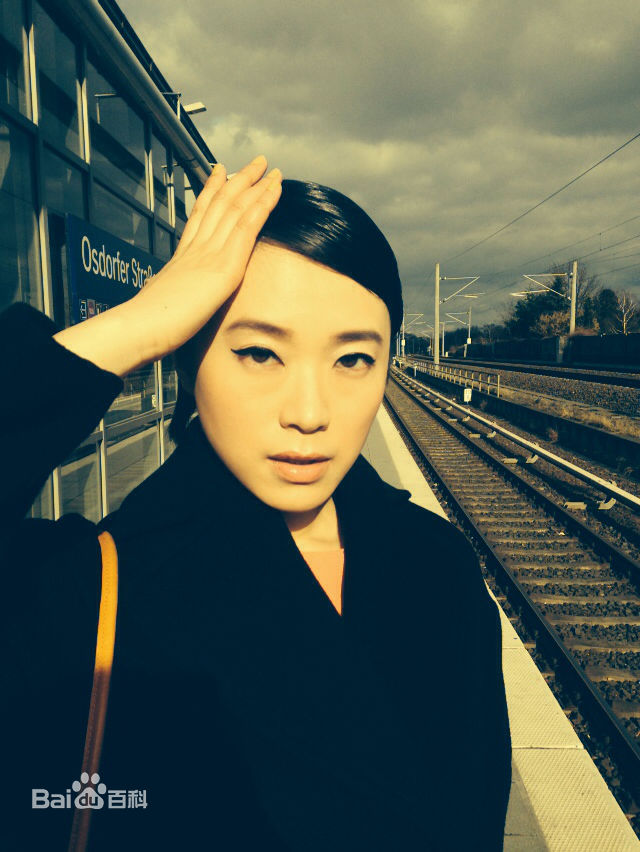 黄璐-街拍性感图片图集