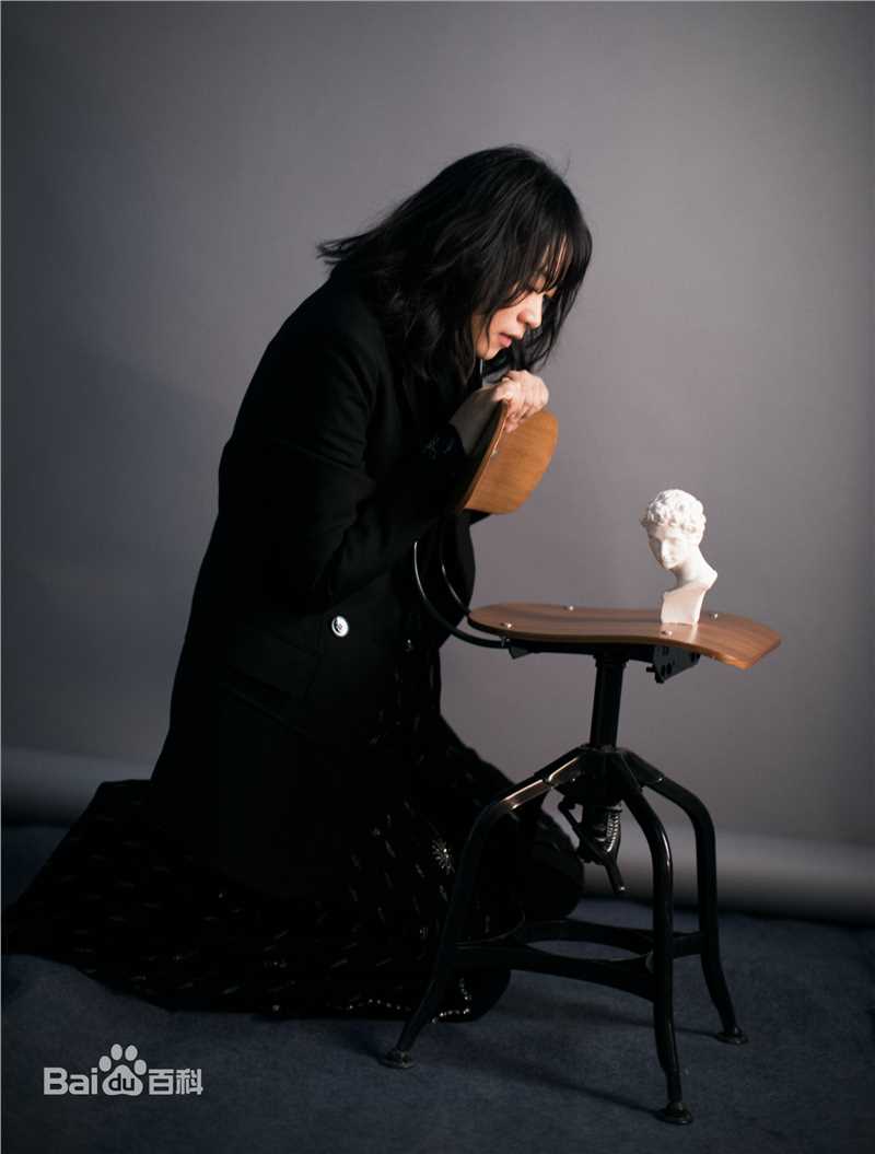 黄璐照片素颜照壁纸